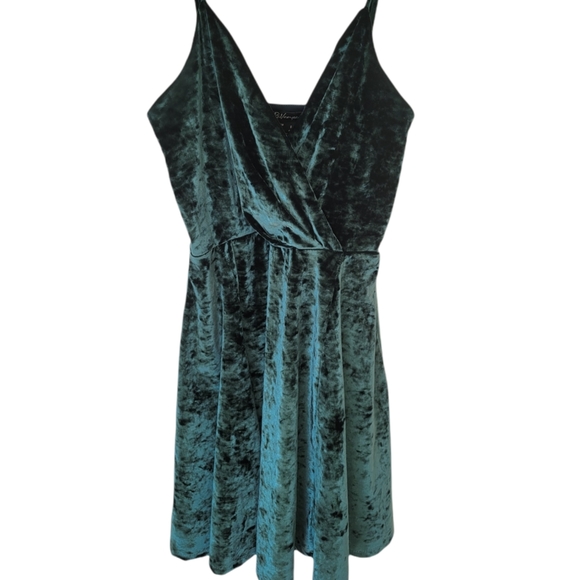 REVAMPED dress - Picture 3 of 8